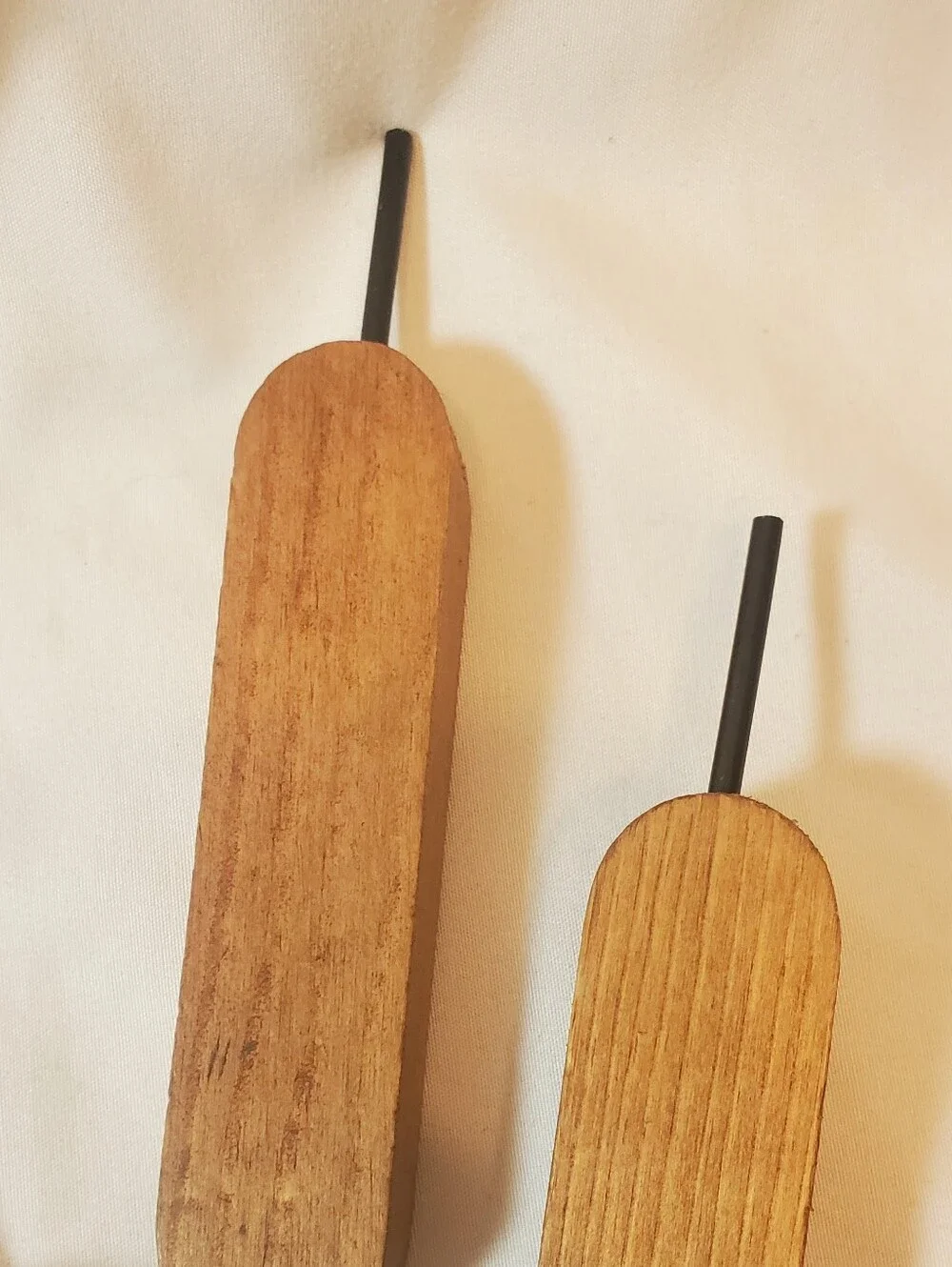Home Interiors Homco Vtg MCM Wood & Black Metal Cattails Wall Hanging Accent